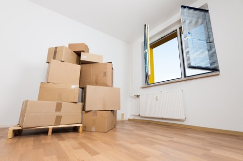 Local removals service helping with flat move logistics in Hackneymarshes